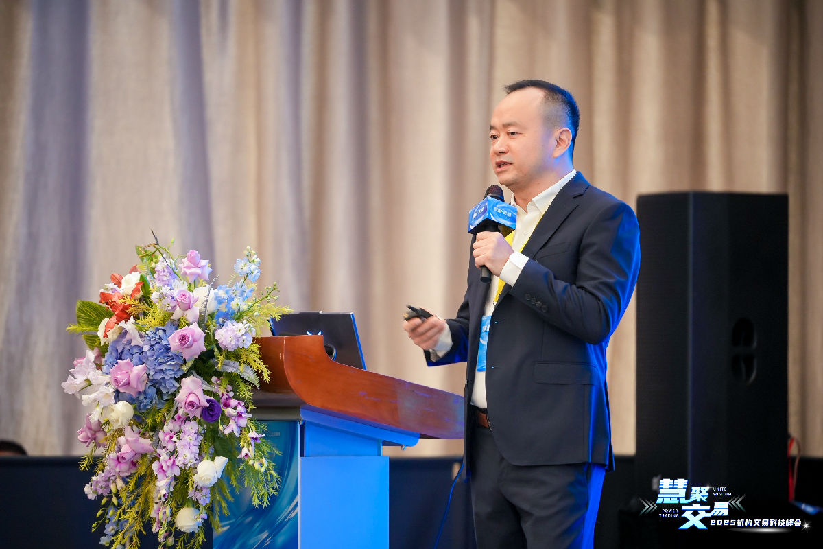 1、杨进总.jpg